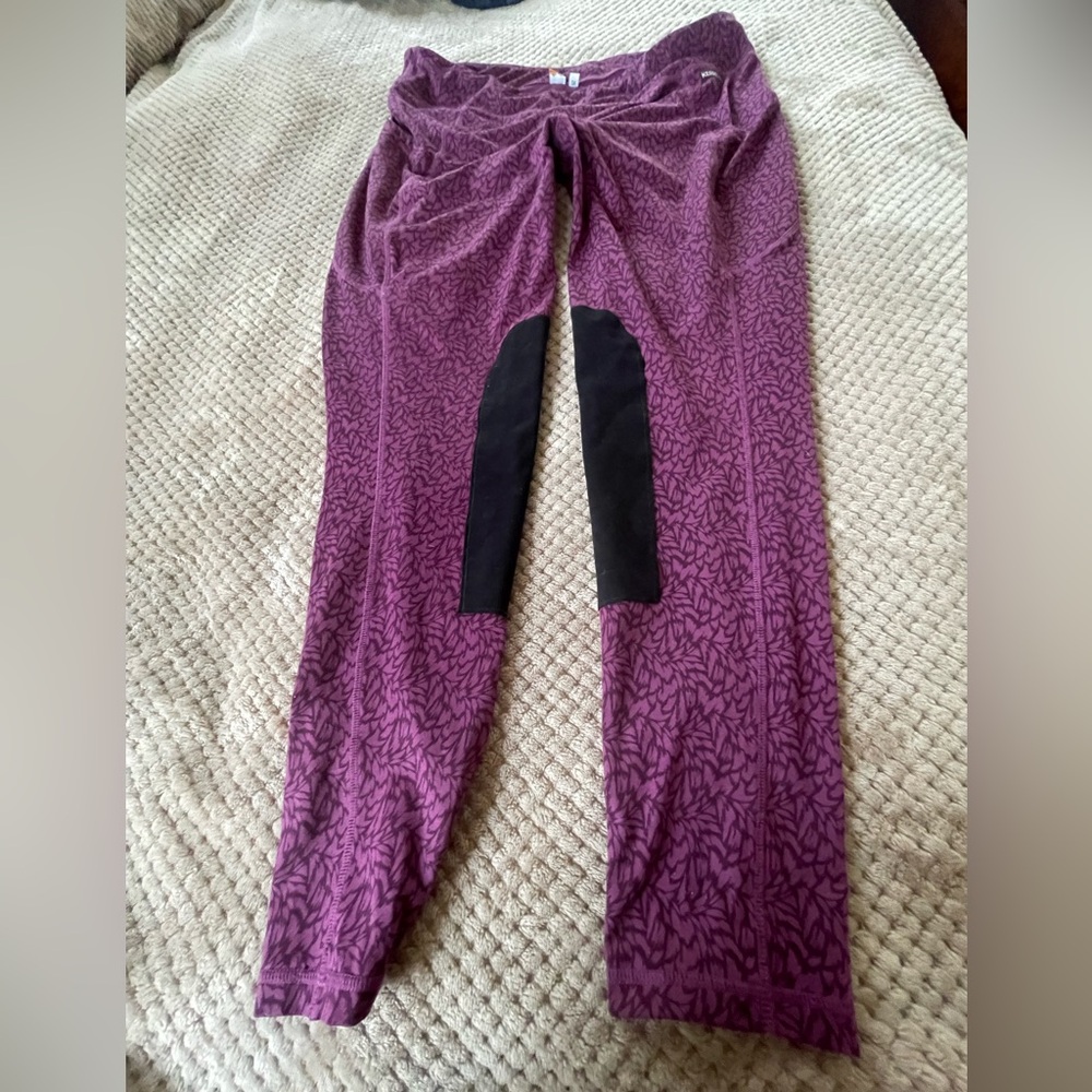 Kerrits women’s purple 2x stretch riding tights.